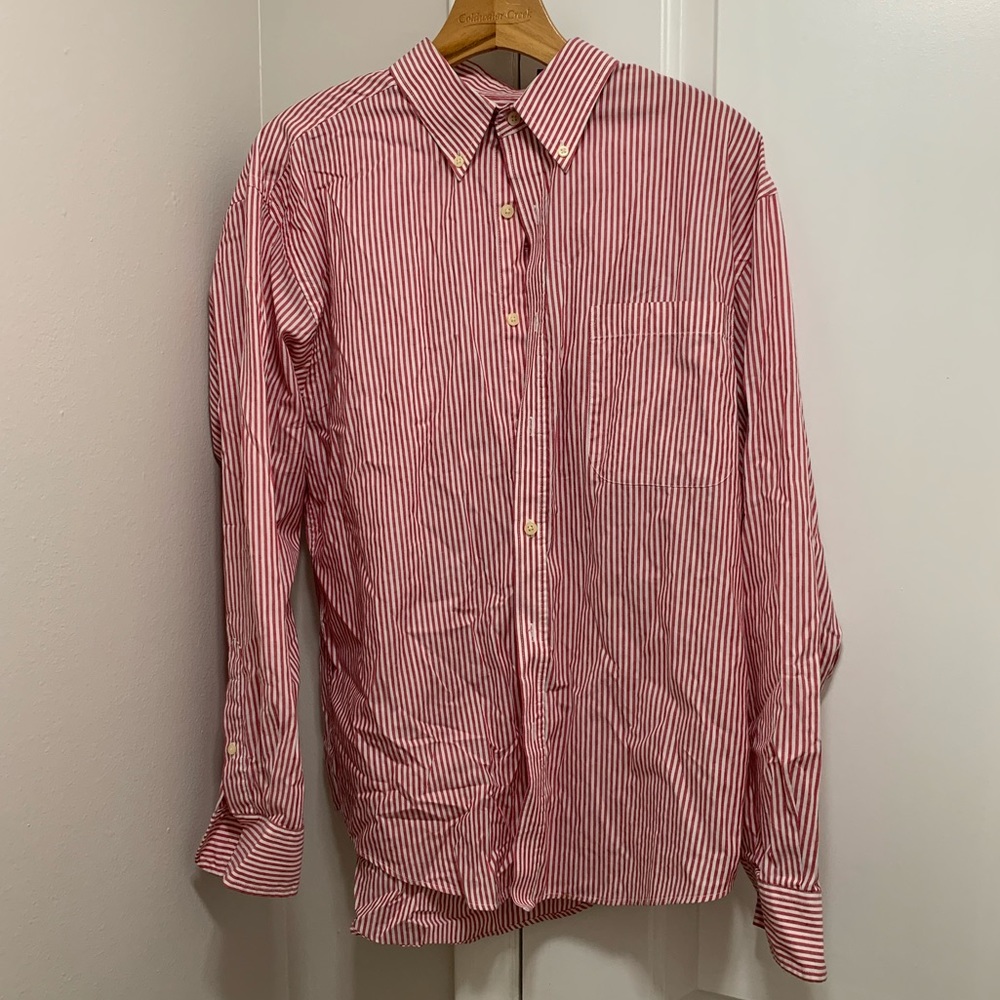Men’s Striped Button Up! 🦓